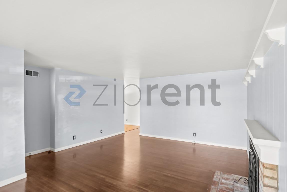 3082 Millar Ave - Photo 7 of 27