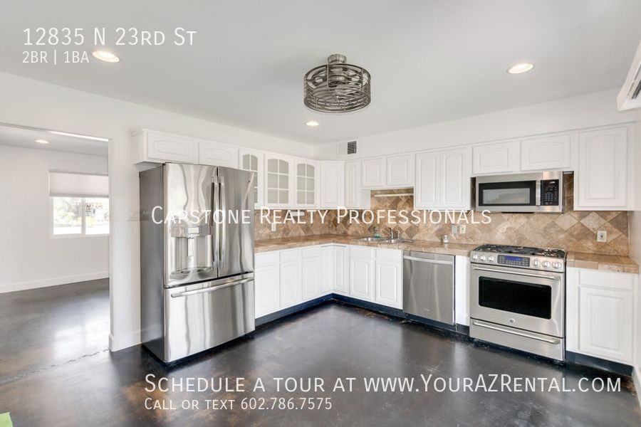 12835 N 23rd St - Photo 3 of 26