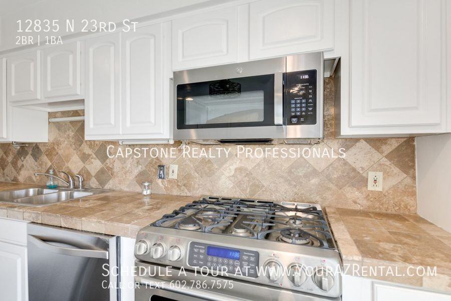 12835 N 23rd St - Photo 5 of 26