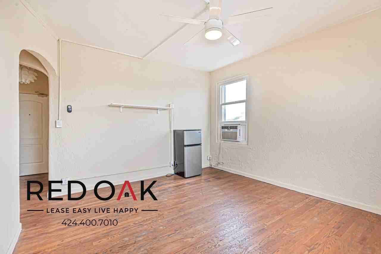 2731 Beverly Blvd #418 - Photo 5 of 7