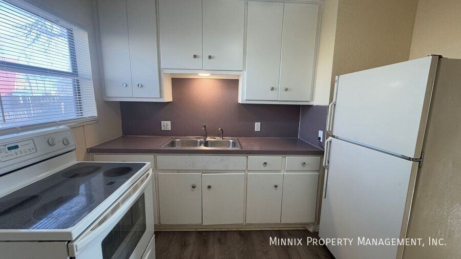 4104 35th St #A - Photo 4 of 12