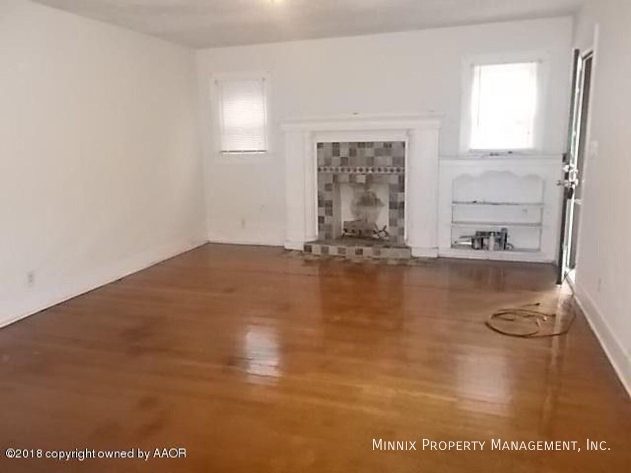 3608 S Polk St - Photo 2 of 9