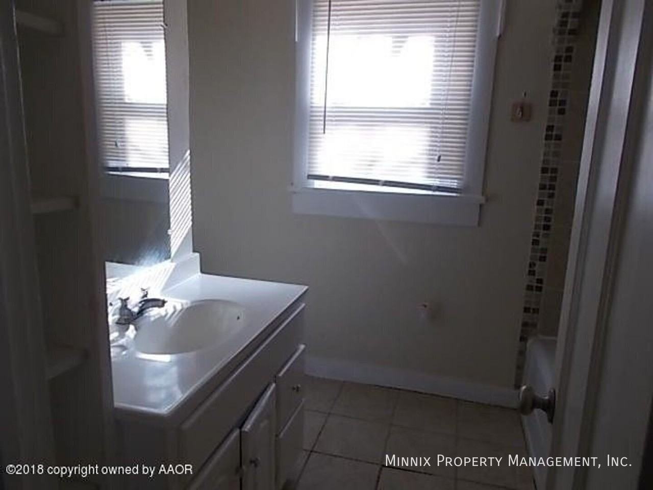 3608 S Polk St - Photo 7 of 9