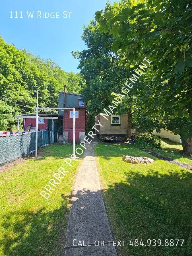 111 W Ridge St - Photo 4 of 25
