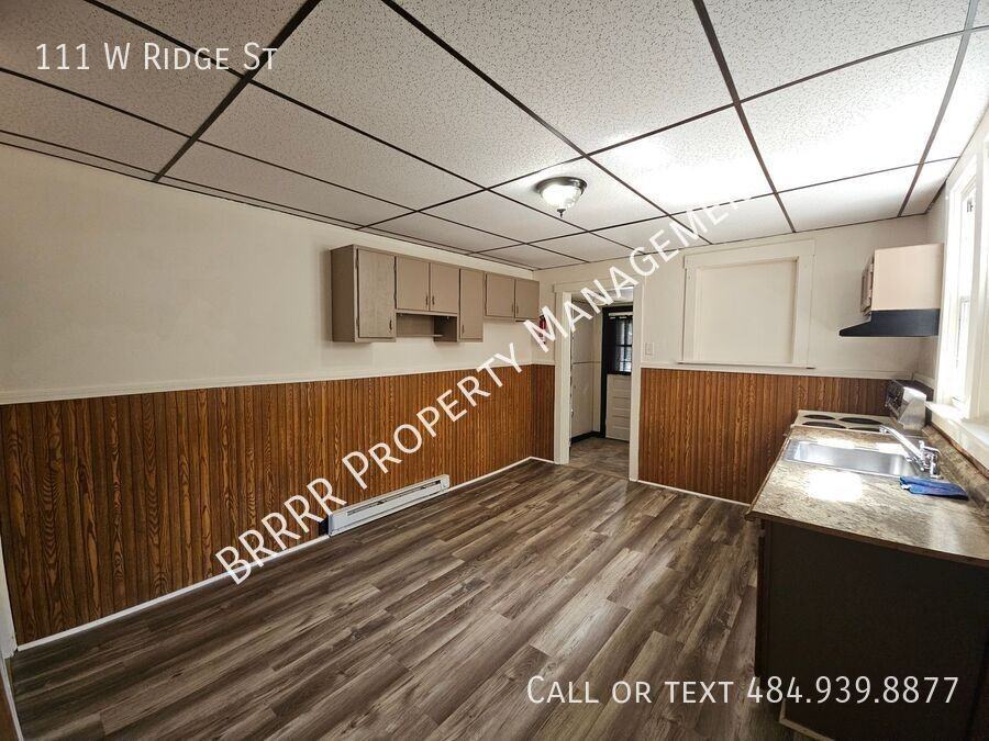 111 W Ridge St - Photo 6 of 25
