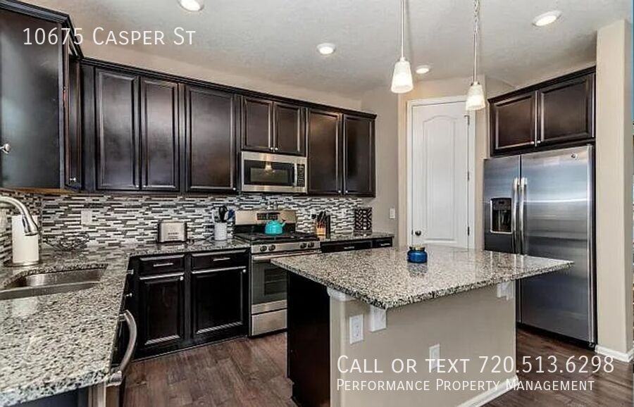 10675 Casper St - Photo 3 of 20