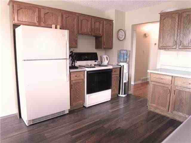 1702 45 St Se - Photo 6 of 11