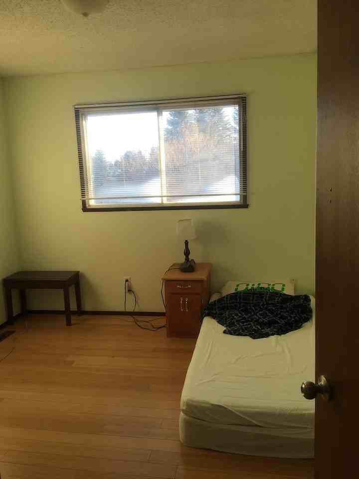 105 Valhalla Cres Nw - Photo 2 of 5