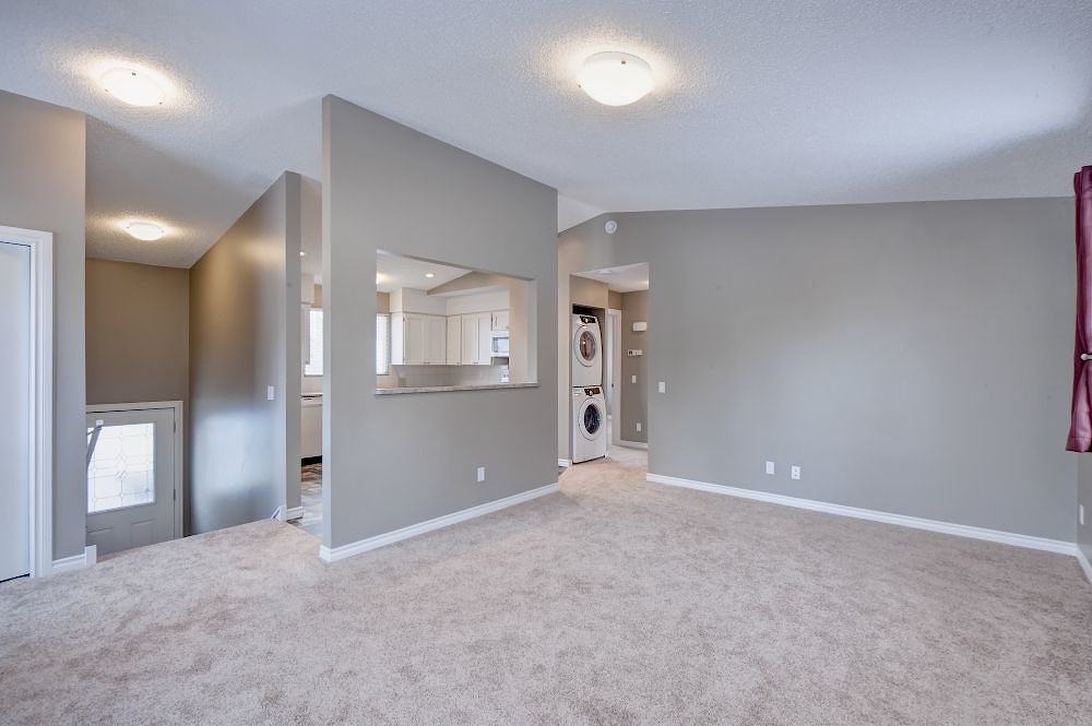 3010 A-3010 Erlton St Sw - Photo 2 of 11