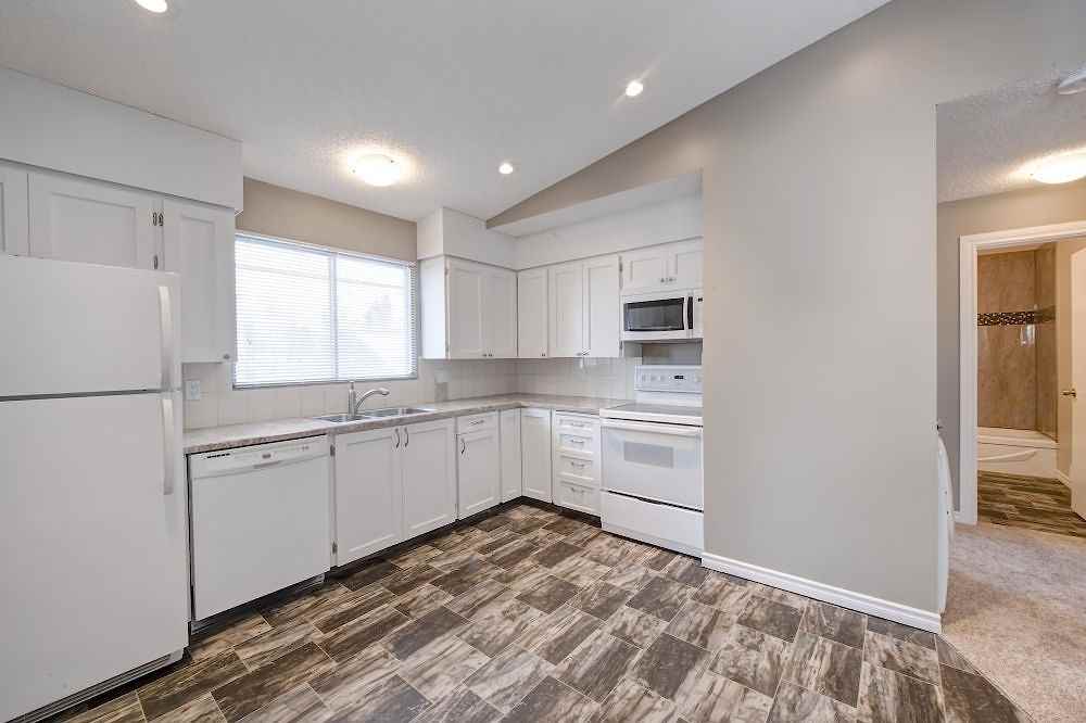 3010 A-3010 Erlton St Sw - Photo 5 of 11