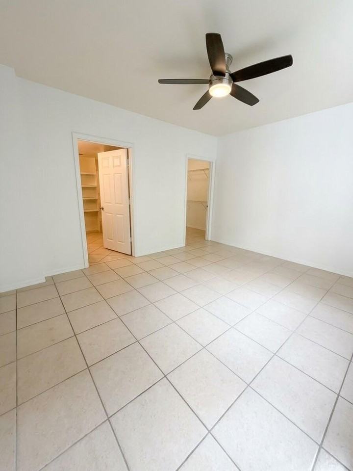 6458 Emerald Dunes Dr #208 - Photo 6 of 18
