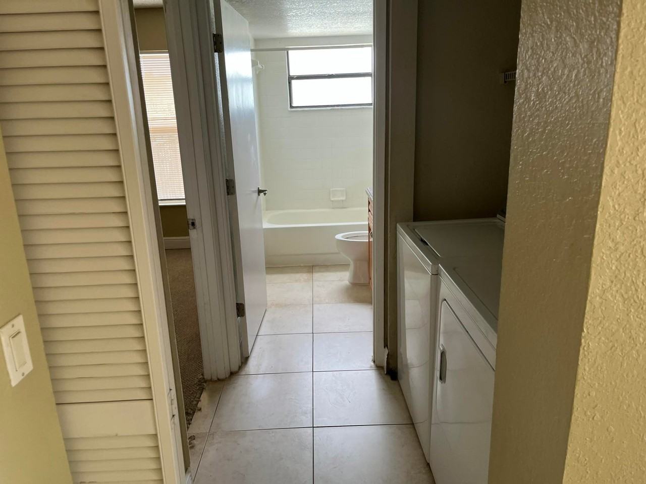 1600 Balfour Point Dr #F - Photo 4 of 10
