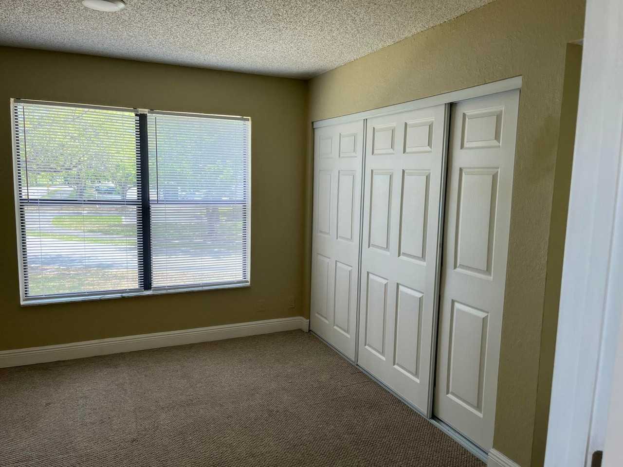 1600 Balfour Point Dr #F - Photo 6 of 10
