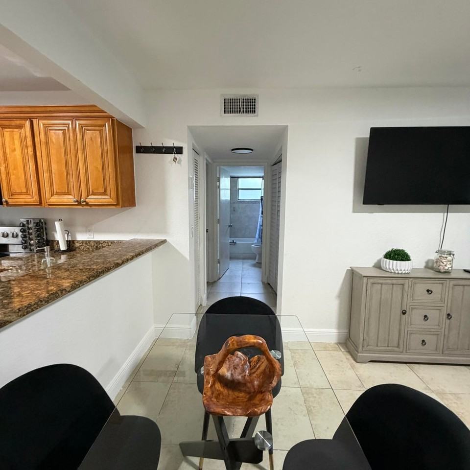 1620 Balfour Point Dr #B - Photo 7 of 13