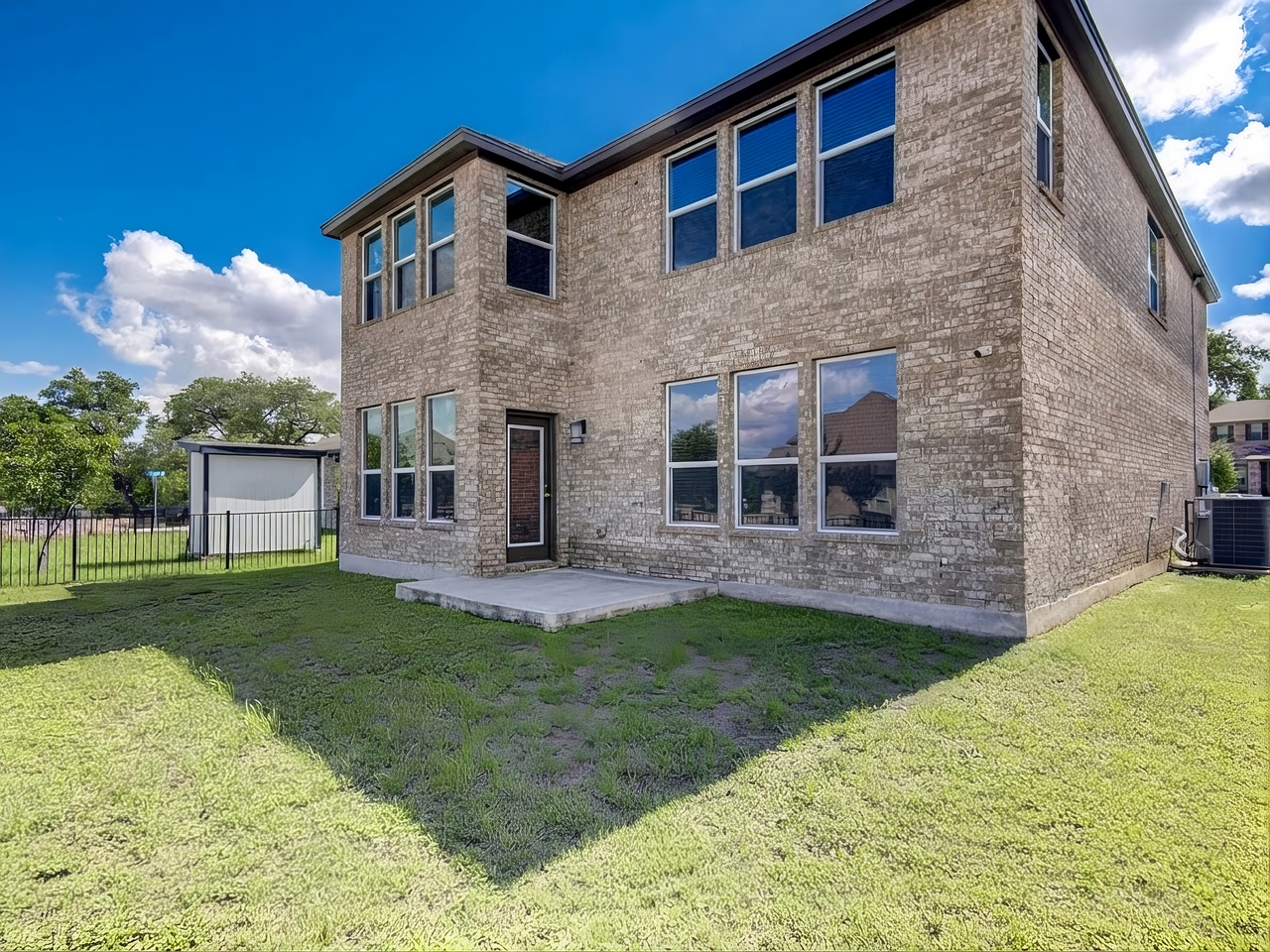 1004 Desaix Dr #NA - Photo 2 of 11