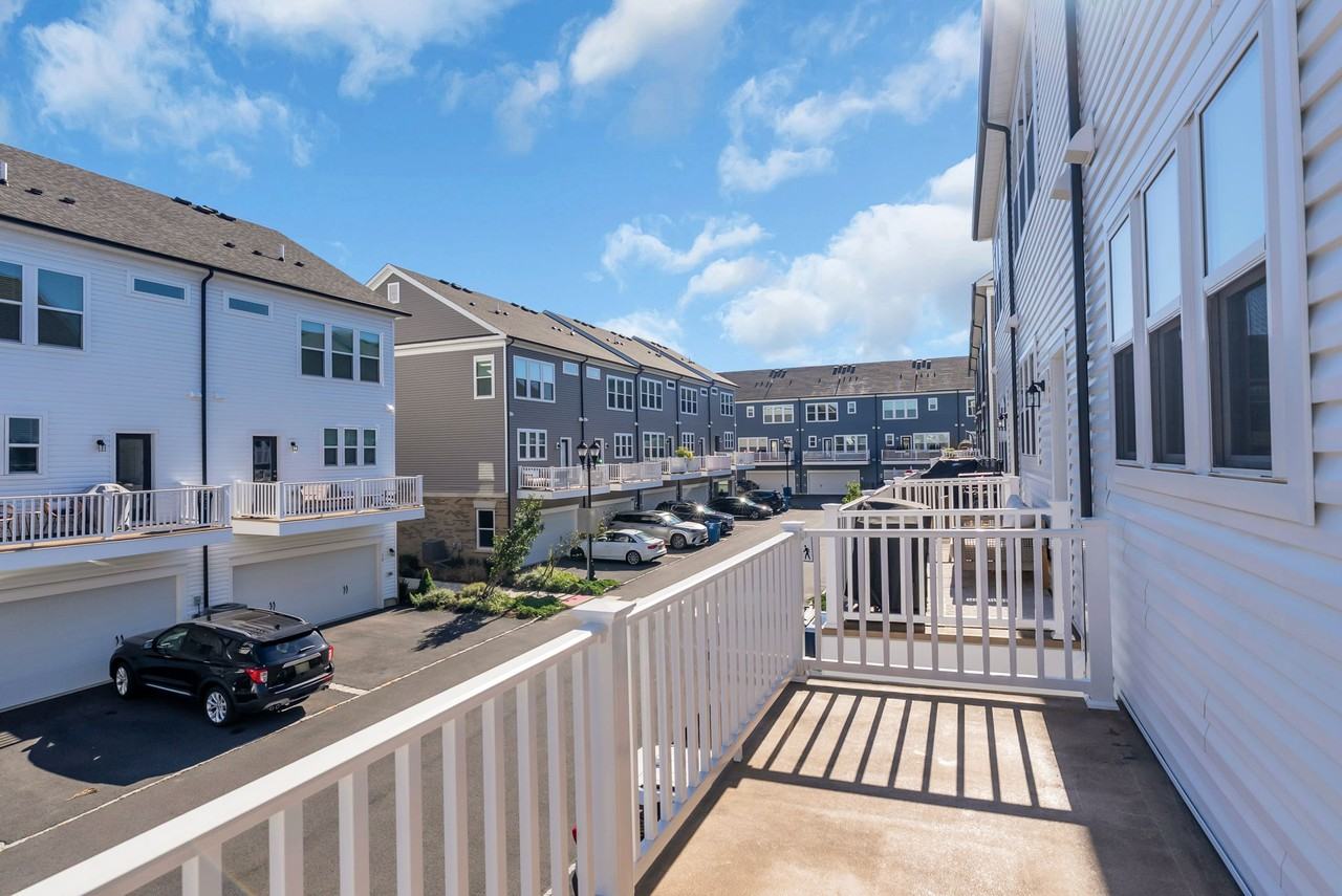 36 Atlantic Aly #36 - Photo 6 of 25
