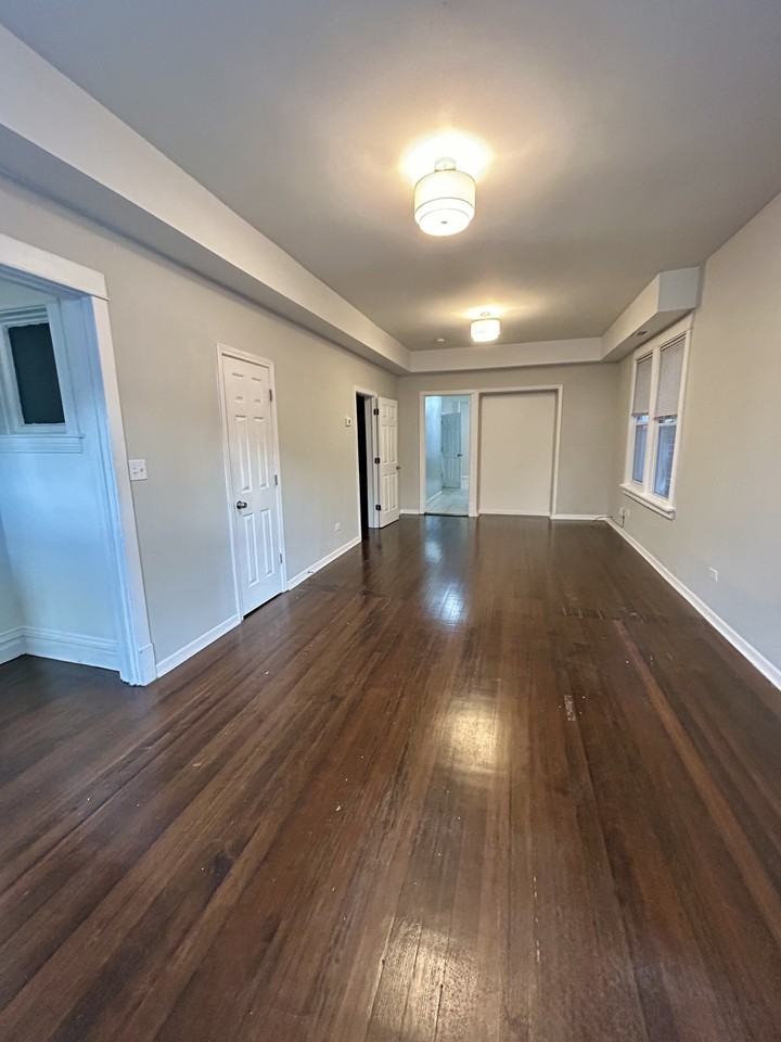 2955 N Gresham Ave #1 - Photo 4 of 15