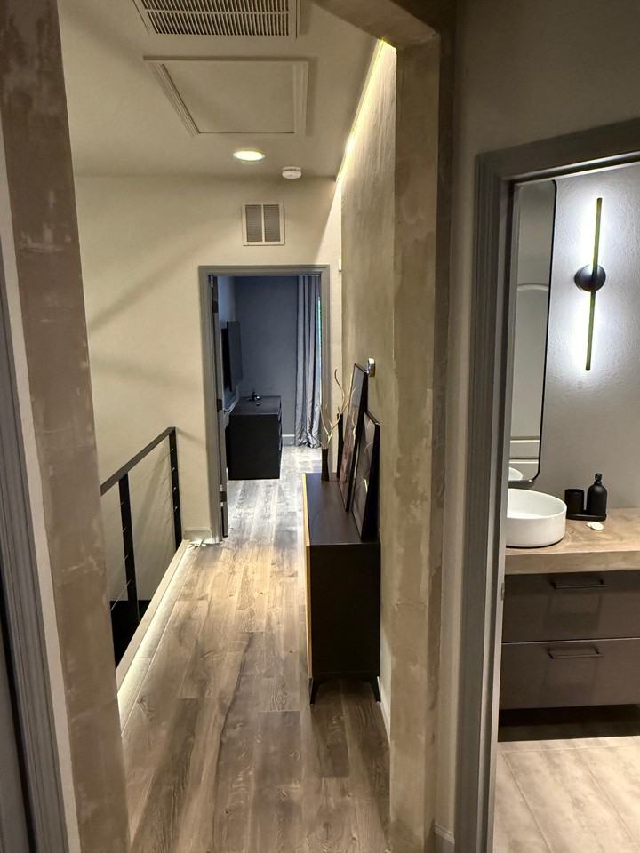 2456 Caravelle Cir #1 - Photo 5 of 17