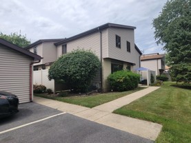 270 E Woodlawn Rd #270 - Photo 1 of 1