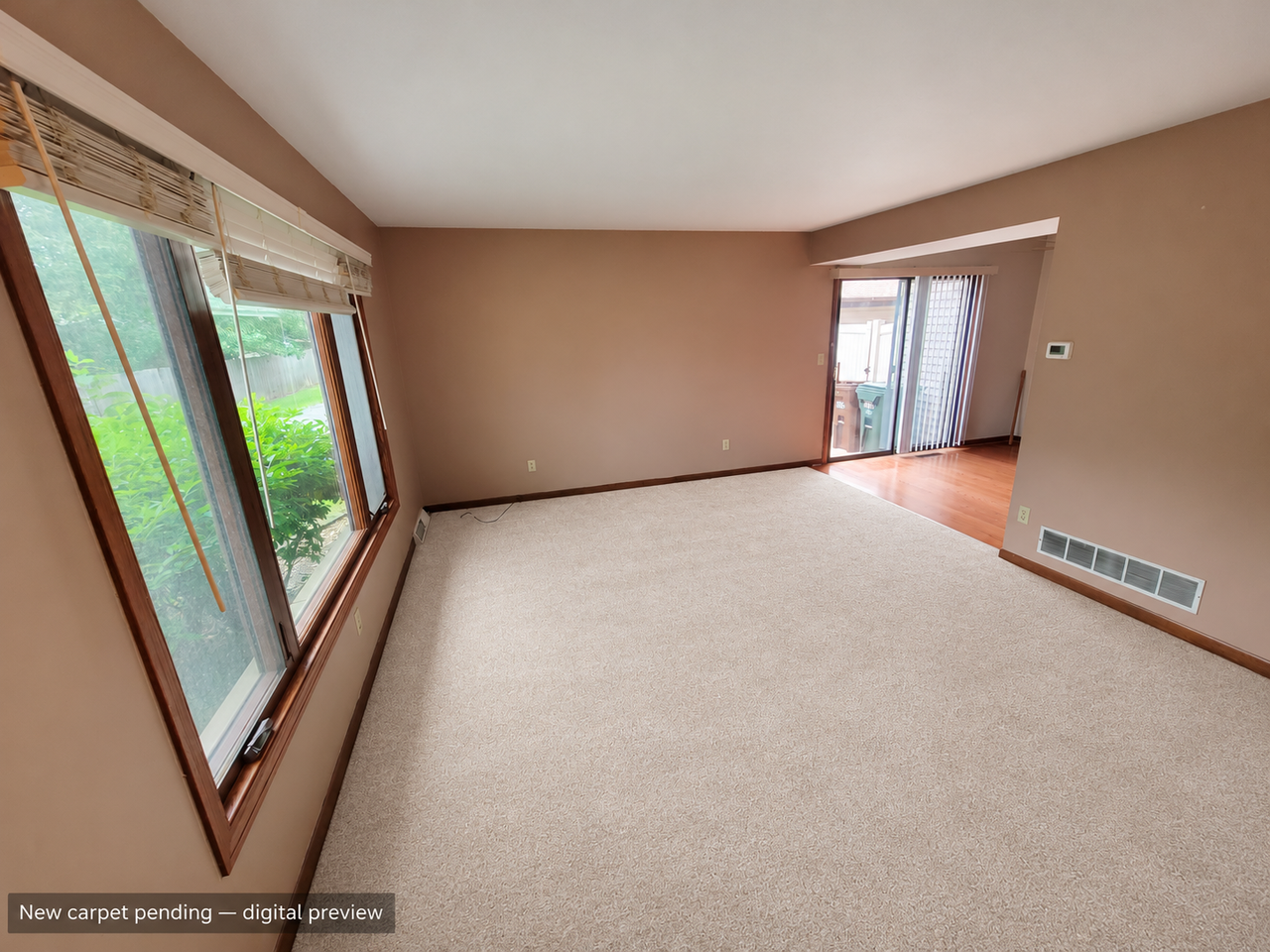 270 E Woodlawn Rd #270 - Photo 3 of 4