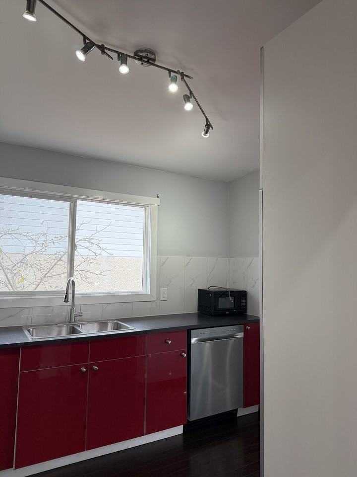 5626 Pensacola Cres Se - Photo 4 of 13