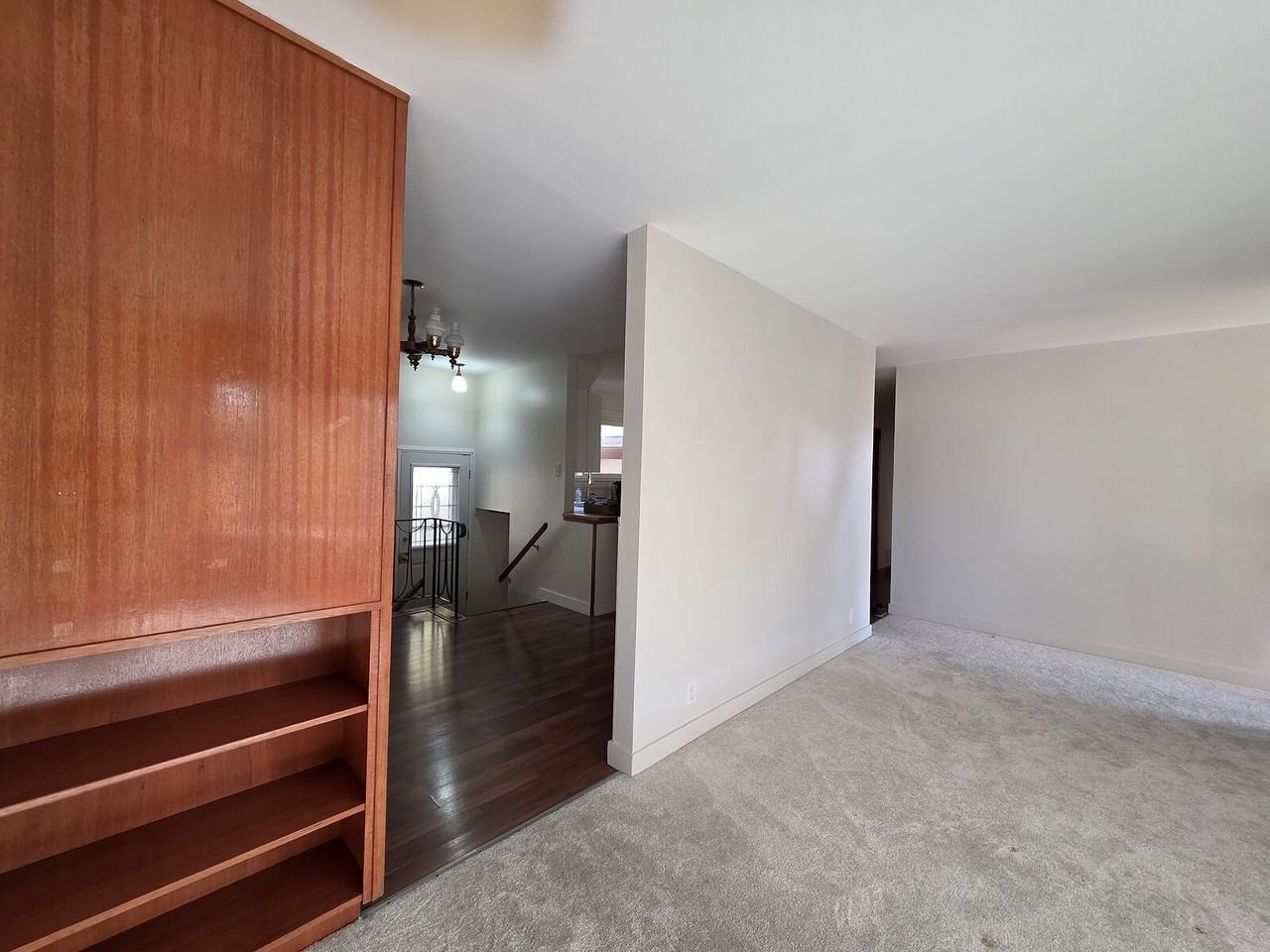 51 Sheridan Dr - Photo 3 of 49