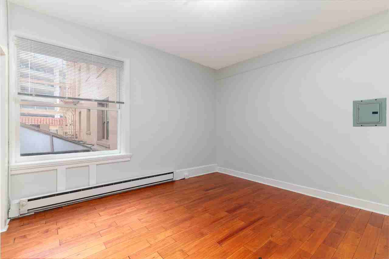 186 13th St #251 - Photo 2 of 9