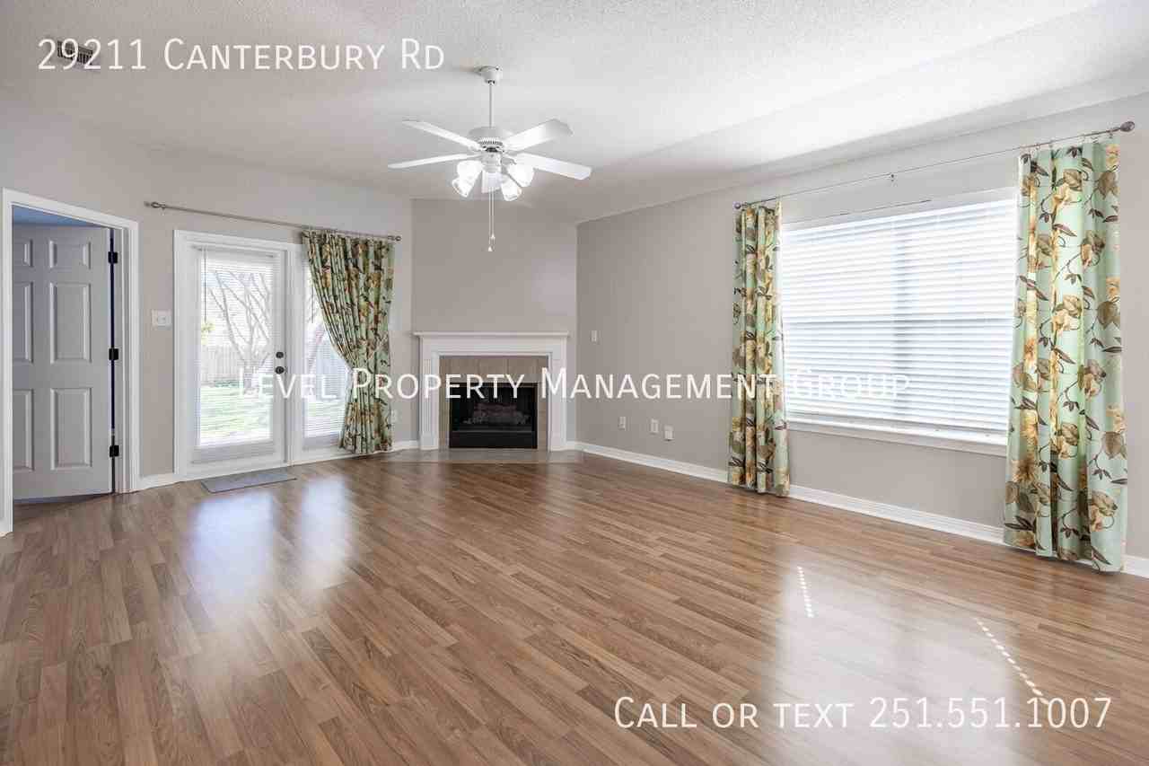 29211 Canterbury Rd - Photo 3 of 15