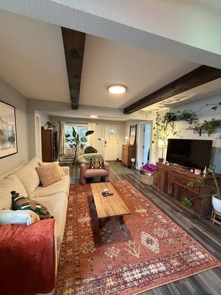 3610 E B St #NA - Photo 2 of 16