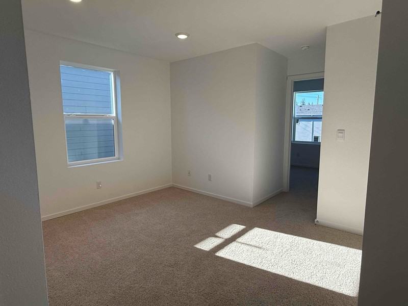 11905 Ne 60th Ave - Photo 6 of 19