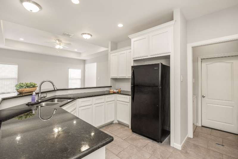 6318 Williams Dr #B - Photo 5 of 20