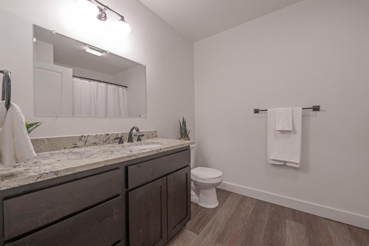 1513 #1533C - Photo 7 of 16