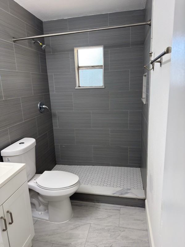 2810 Sw 16th Pl ##Fl - Photo 4 of 7