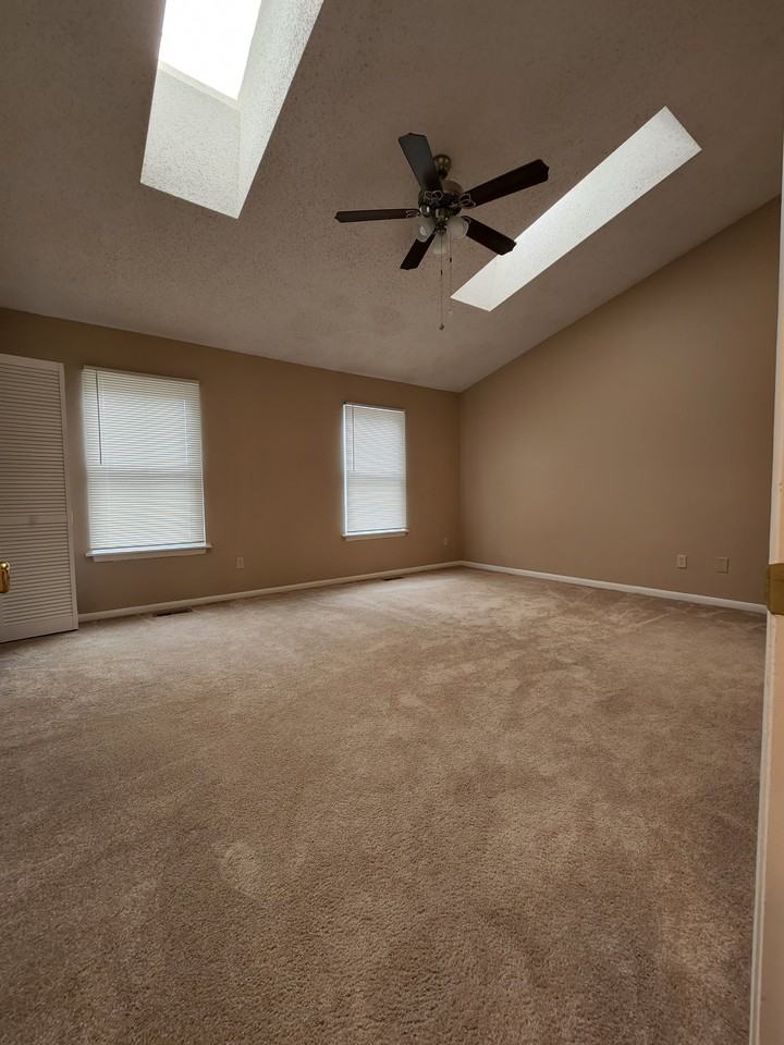 2115 Point Hollow Ct - Photo 7 of 13