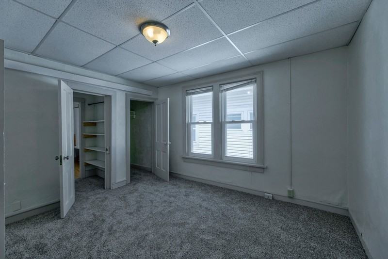 262 N 4th St #B - Photo 4 of 10