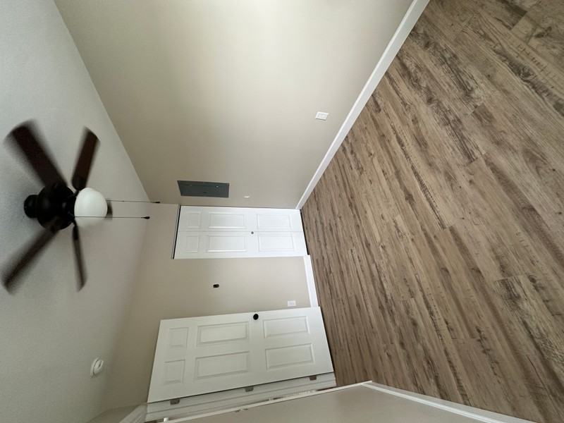 1218 Gregg St #1216 - Photo 6 of 8
