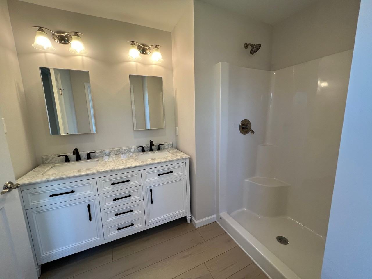 667 Wheatley Ave - Photo 6 of 19