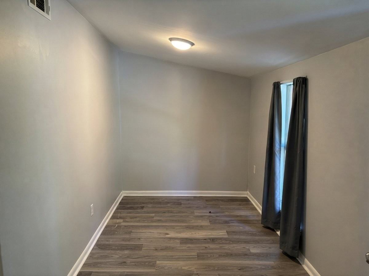 528 Martin Luther King Dr - Photo 4 of 5