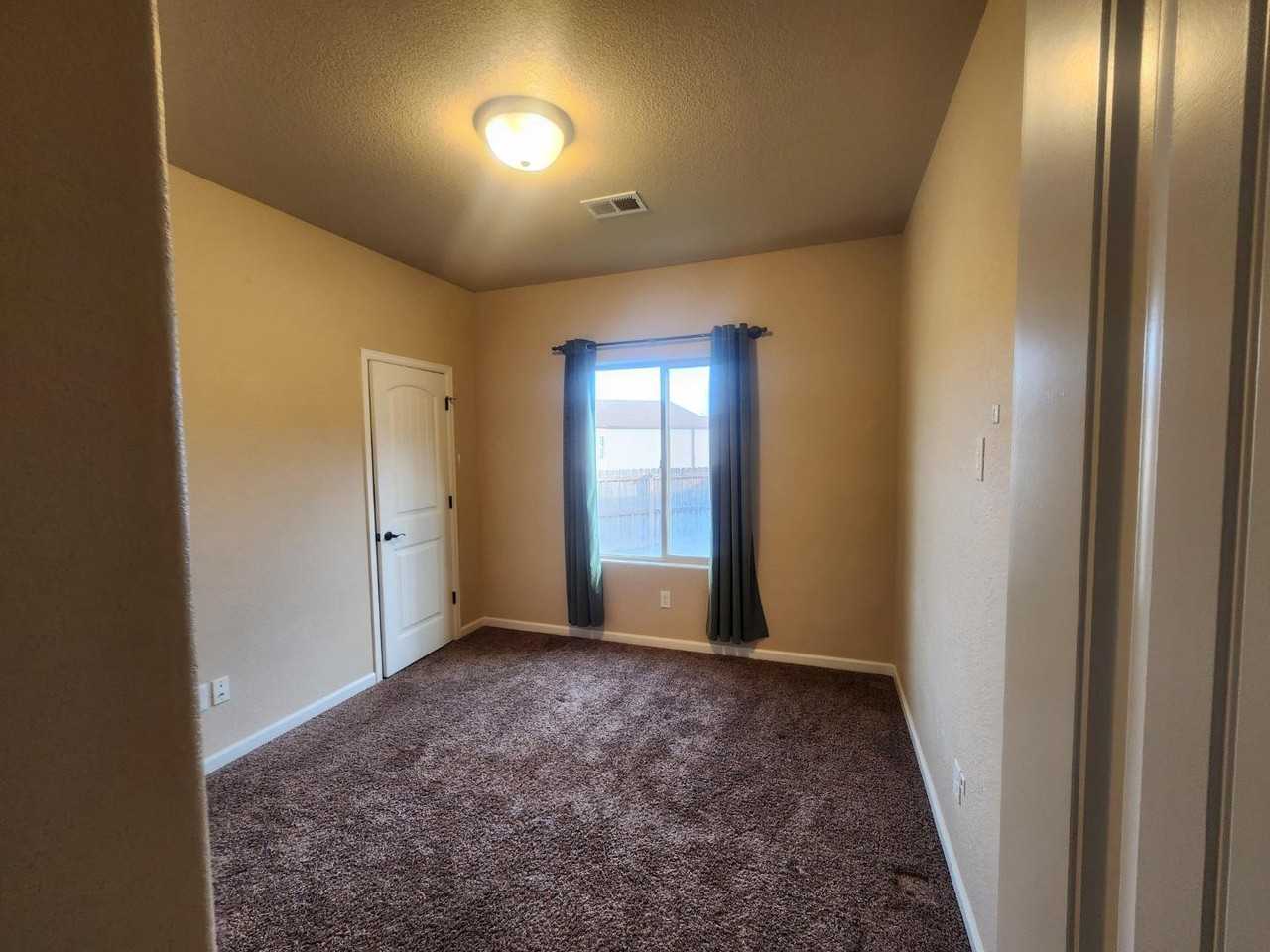3170 Glendam Dr - Photo 6 of 9