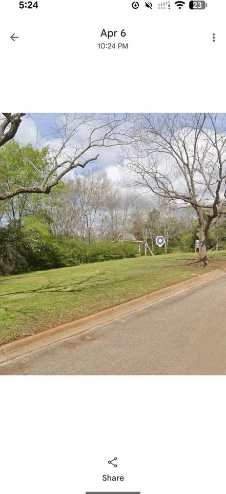 1323 S Magnolia St - Photo 3 of 6