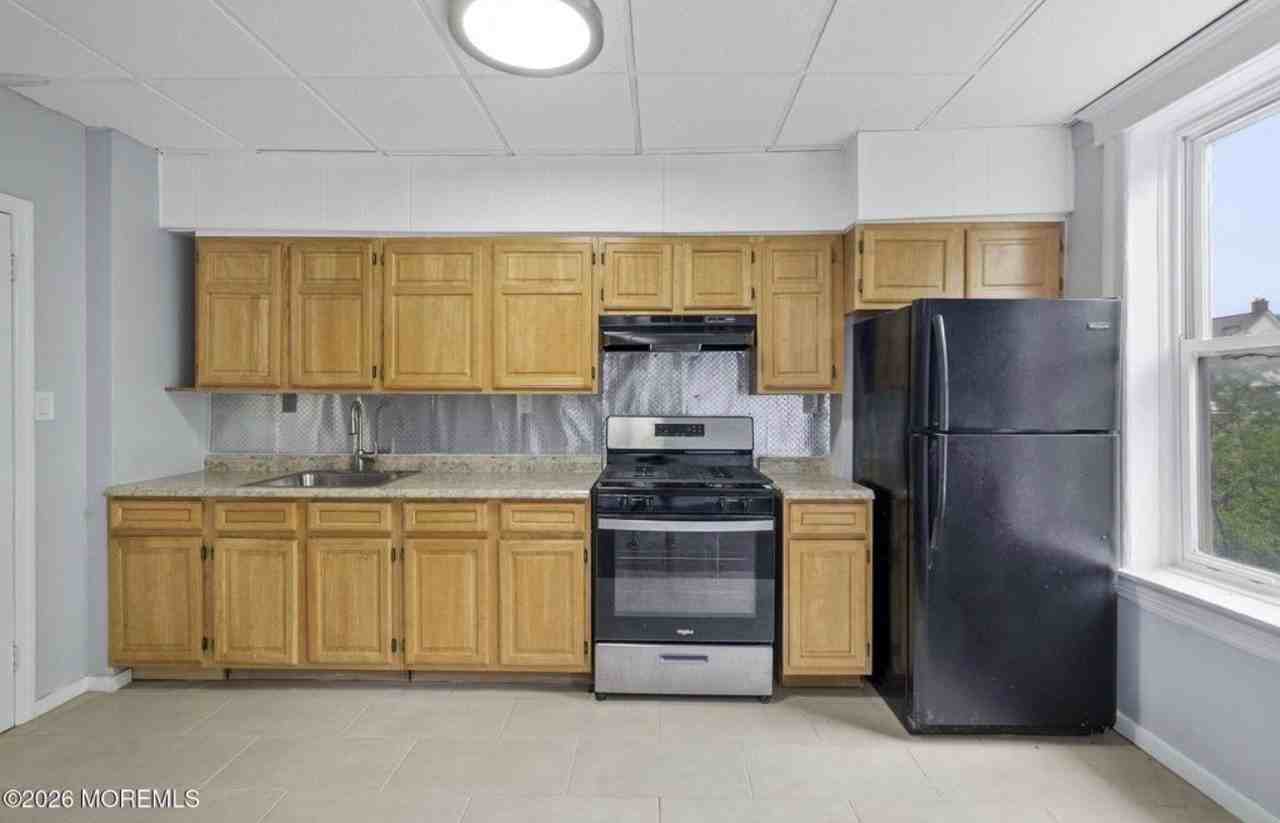 722 W Side Ave #1 - Photo 3 of 9