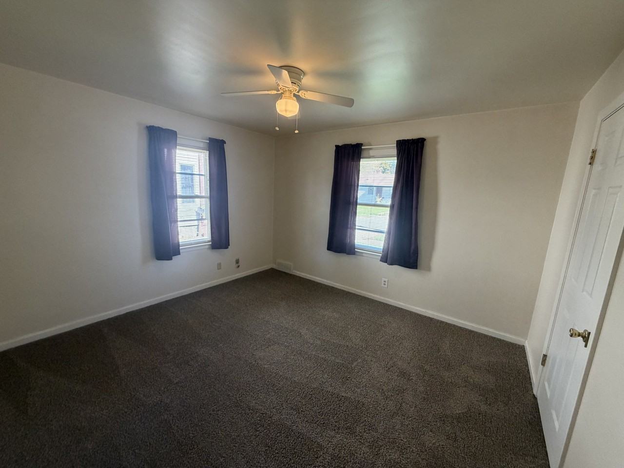 724 Belvedere Ave Se - Photo 7 of 16