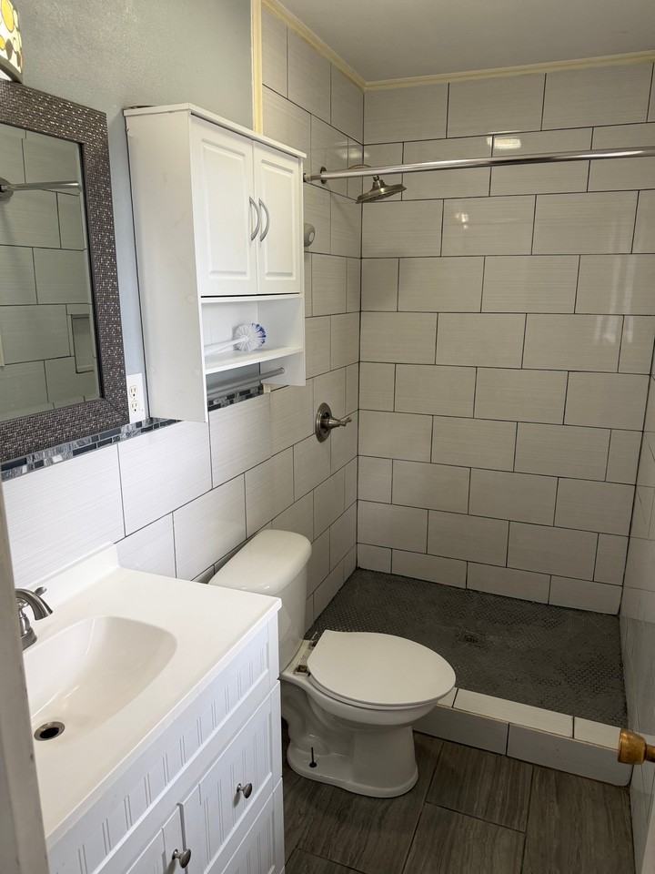 3703 Clearwell St - Photo 2 of 11