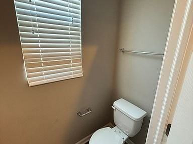 2034 Shadow Creek Blvd - Photo 5 of 10