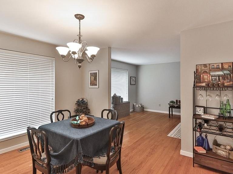 421 Brooktree Dr - Photo 7 of 11