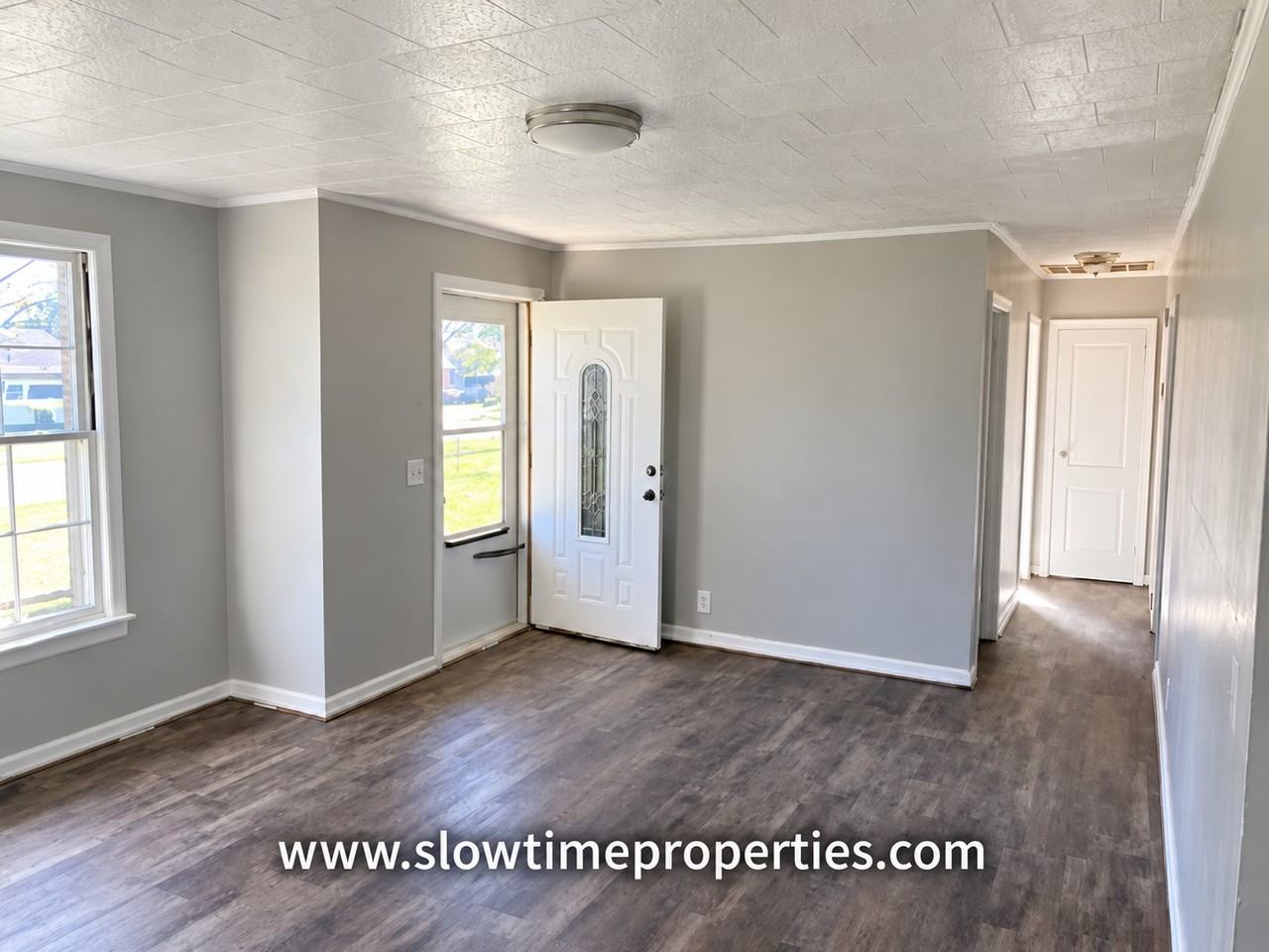 1115 Dennis Ave #1 - Photo 3 of 6