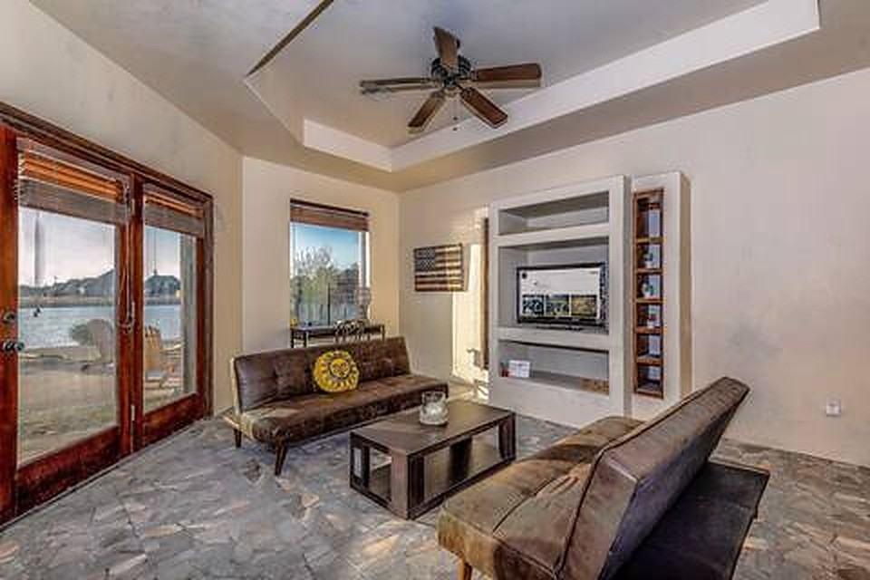 7623 Wyatt Lake Dr #2 - Photo 6 of 12