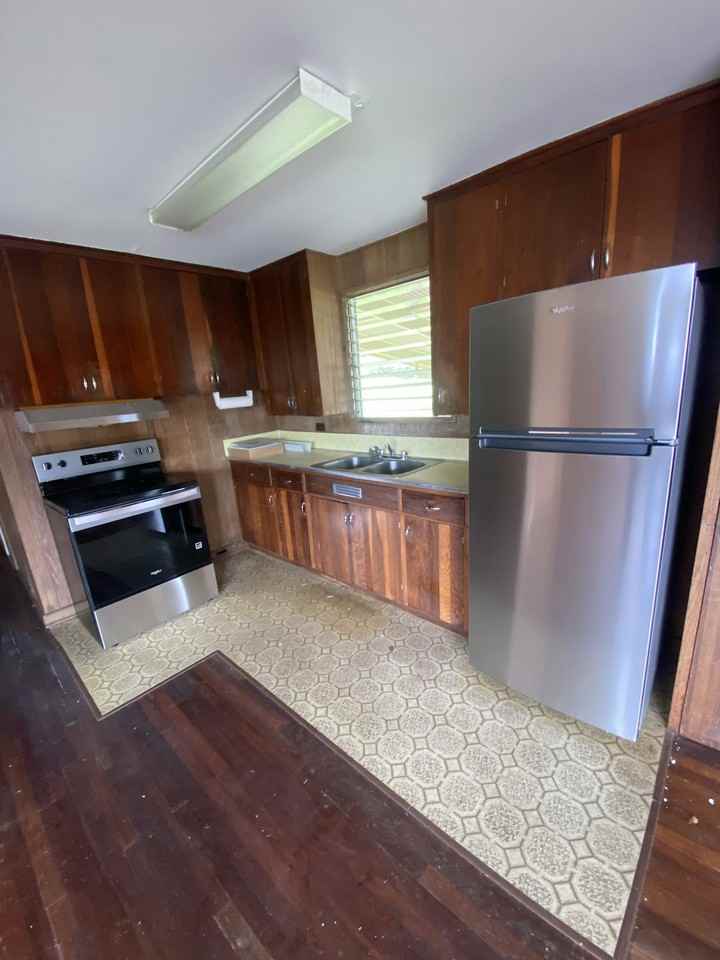 582 Kukuau Street, Unit C - Photo 4 of 5