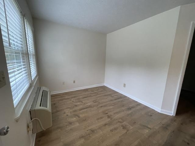 21 Melton Dr - Photo 2 of 10