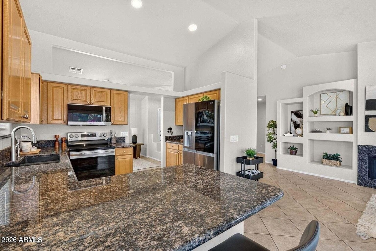 9421 E Sleepy Hollow Trl - Photo 4 of 14